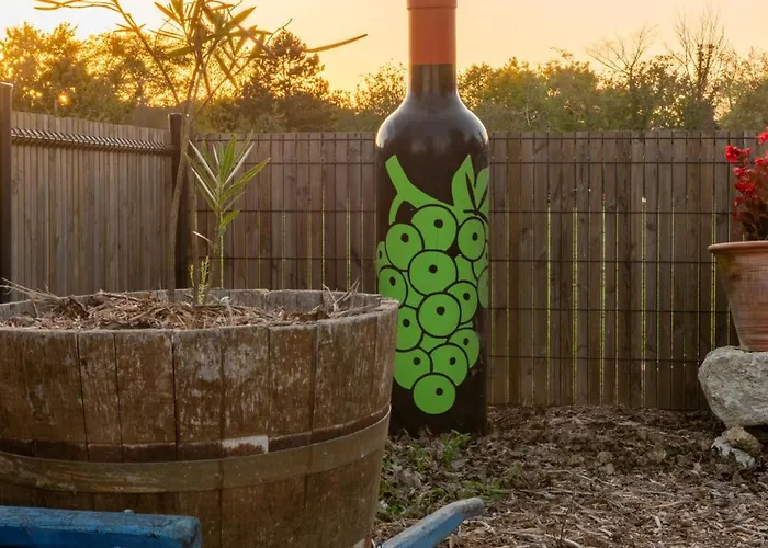 La Grange Des Vignes Сasa de vacaciones *